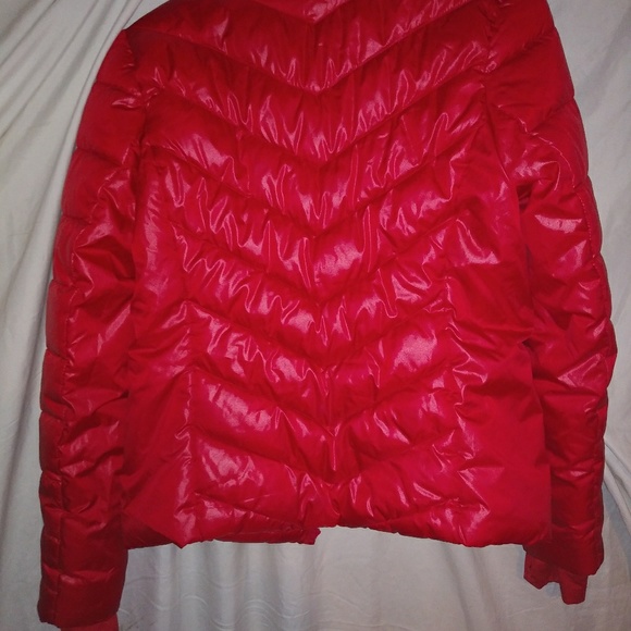 Women's red jacket - Picture 2 of 3